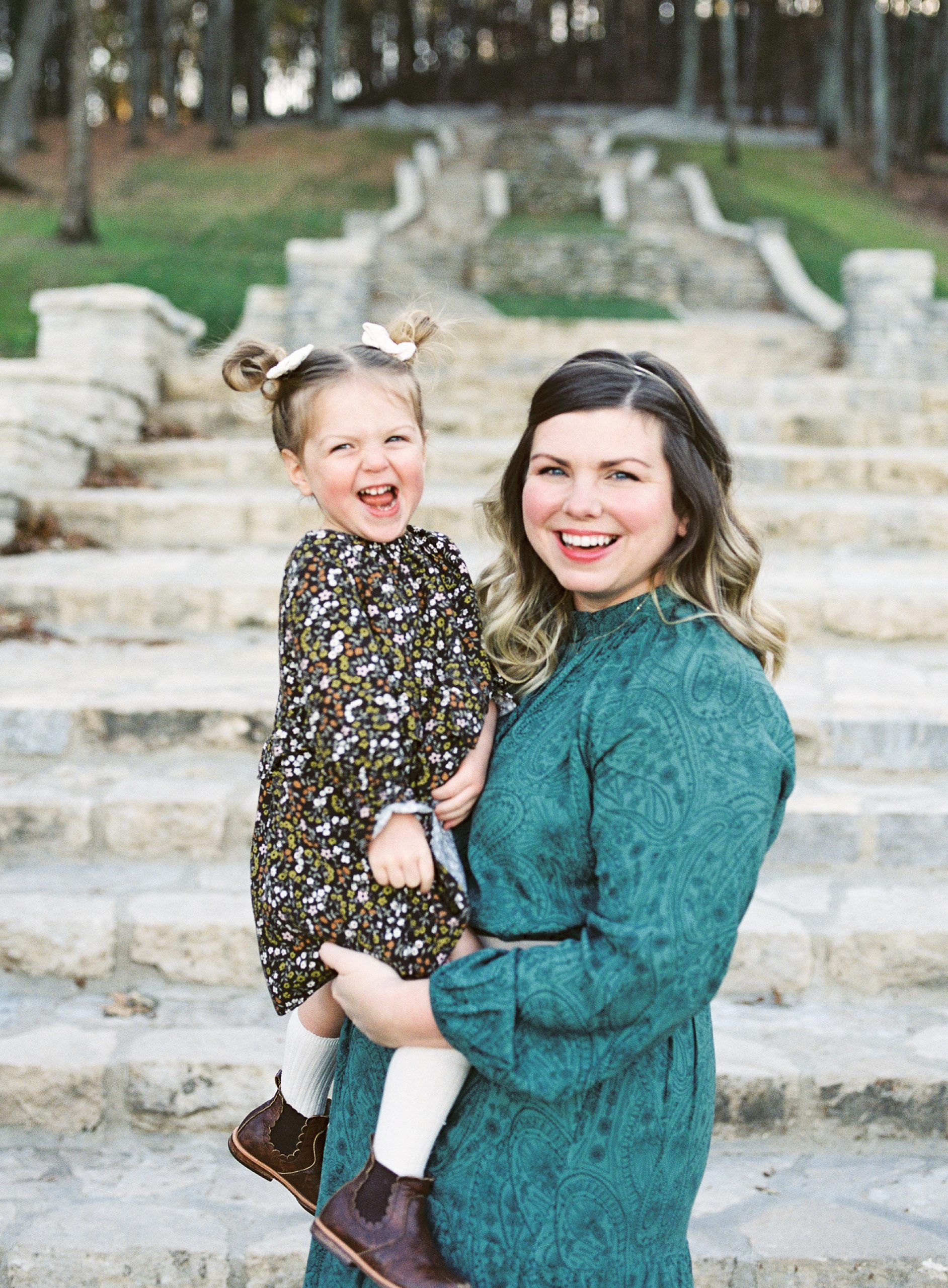mom and toddler pose on Percy Warner Stairs during Nashville outdoor family session